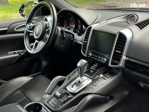 Porsche Cayenne 2017 черный - фото 21