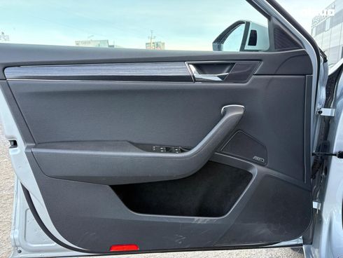 Skoda Superb 2019 серый - фото 19
