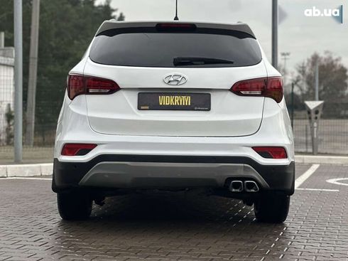 Hyundai Santa Fe 2017 - фото 13