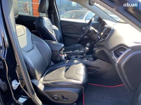 Jeep Cherokee 2018 - фото 27