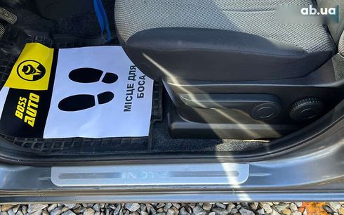 Nissan Note 2011 - фото 20