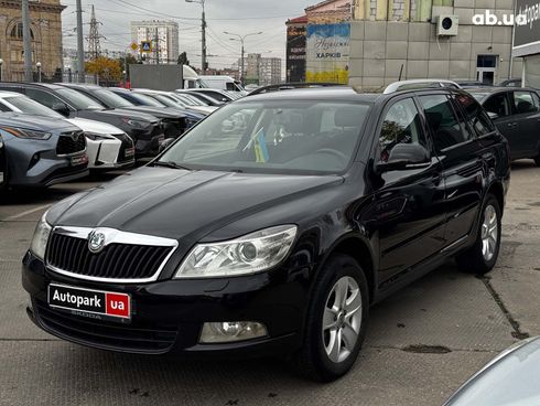 Skoda Octavia 2012 черный - фото 3