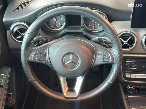 Mercedes-Benz GLA-Класс 2019 белый - фото 17