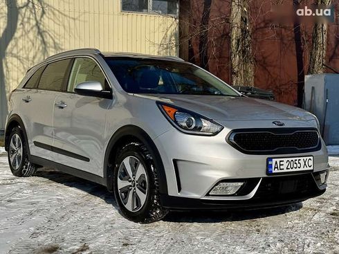 Kia Niro 2018 - фото 8