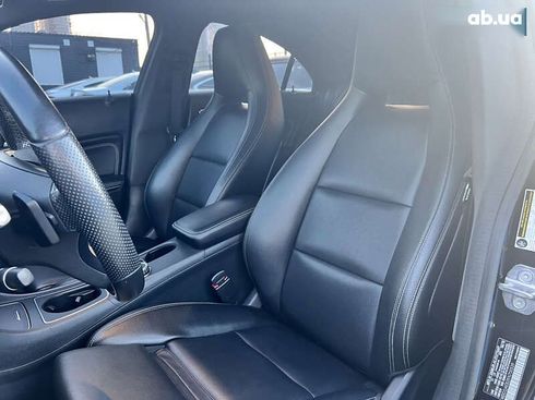 Mercedes-Benz CLA-Класс 2018 - фото 20