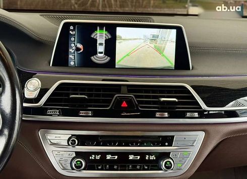 BMW 7 серия 2016 - фото 30