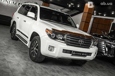 Toyota Land Cruiser 2014 - фото 17