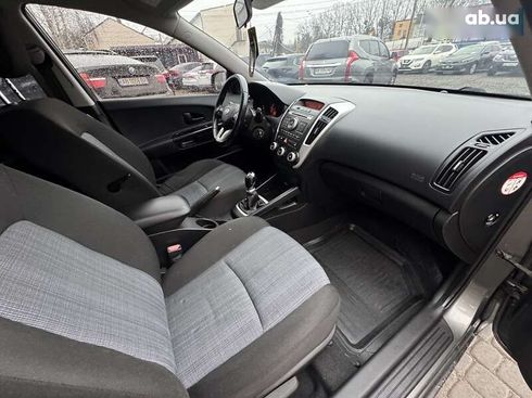 Kia Cee'd 2011 - фото 25