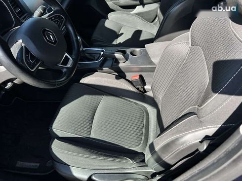 Renault Megane 2017 - фото 27