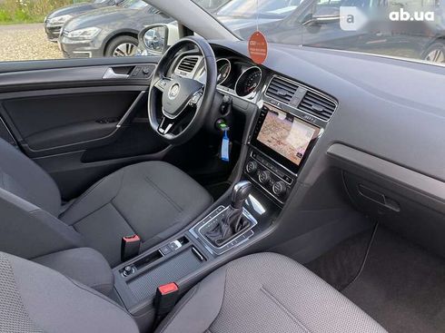 Volkswagen e-Golf 2020 - фото 3