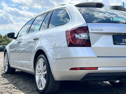 Skoda Octavia 2019 - фото 12