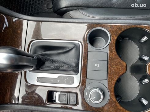 Volkswagen Touareg 2013 черный - фото 31