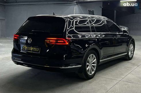 Volkswagen Passat 2018 - фото 6