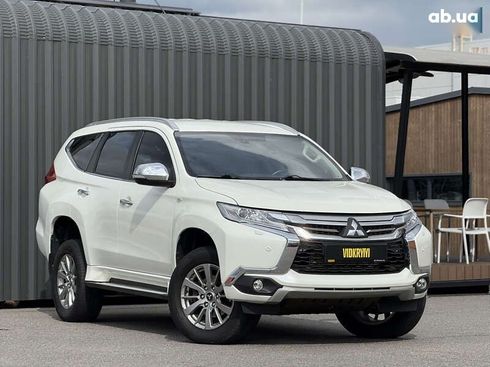 Mitsubishi Pajero Sport 2016 - фото 8