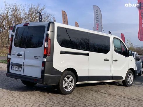 Renault Trafic 2019 - фото 13