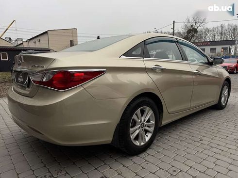 Hyundai Sonata 2010 - фото 15