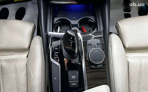 BMW 5 серия 2018 - фото 13