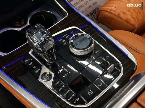 BMW X7 2019 - фото 21