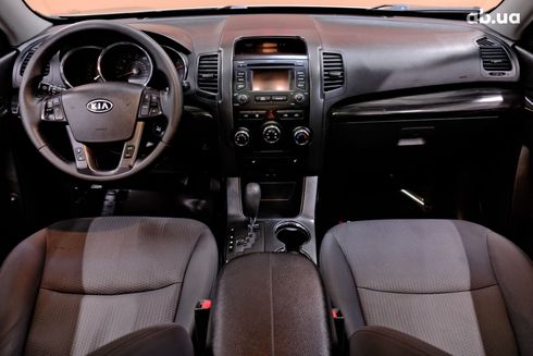 Kia Sorento 2012 серый - фото 7