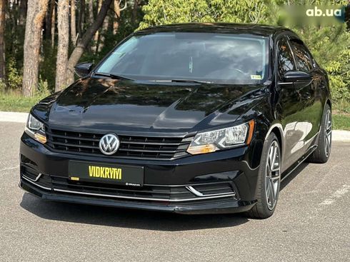 Volkswagen Passat 2018 - фото 4