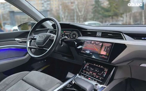 Audi E-Tron 2019 - фото 16