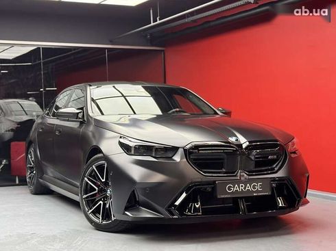 BMW M5 2025 - фото 14