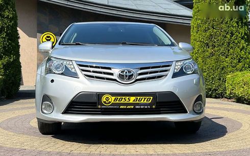 Toyota Avensis 2012 - фото 2