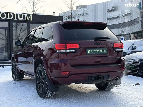Jeep Grand Cherokee 2017 - фото 8