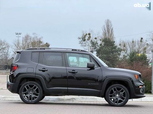 Jeep Renegade 2021 - фото 14