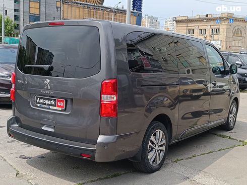 Peugeot Traveller 2019 серый - фото 14