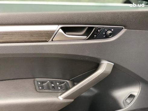 Volkswagen Passat 2017 черный - фото 20