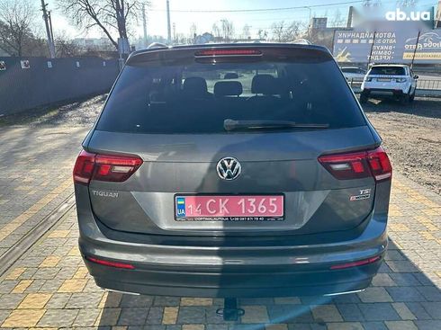 Volkswagen Tiguan 2018 - фото 8