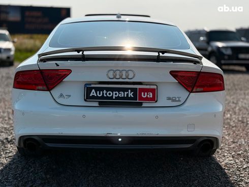 Audi A7 2011 белый - фото 8