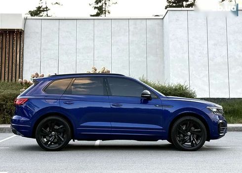 Volkswagen Touareg 2022 - фото 19