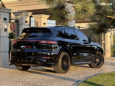Porsche Cayenne 2022 - фото 17