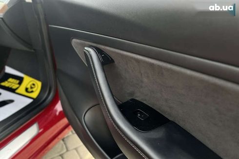Tesla Model 3 2019 - фото 10