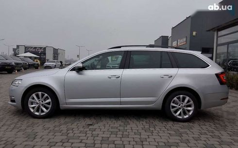 Skoda Octavia 2017 - фото 3