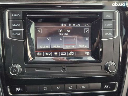 Volkswagen Passat 2017 - фото 24