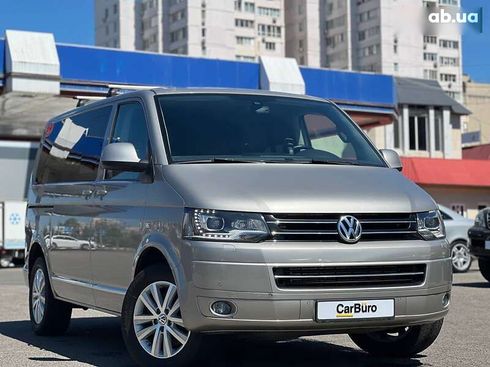 Volkswagen Multivan 2015 - фото 4