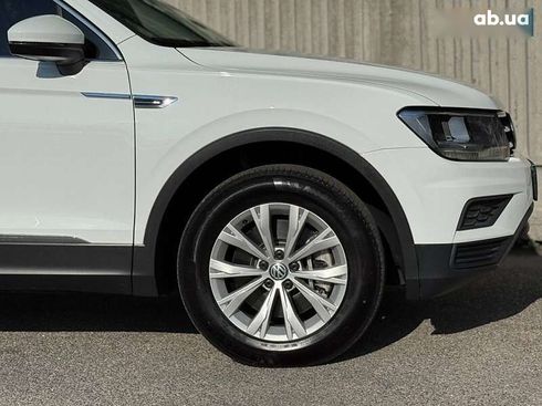 Volkswagen Tiguan 2018 - фото 12