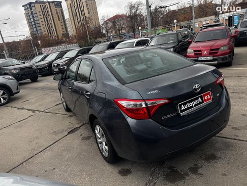 Toyota Corolla 2016 серый - фото 4