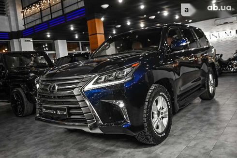 Lexus LX 2017 - фото 6