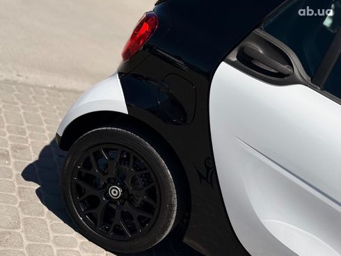 Smart Fortwo 2017 белый - фото 3
