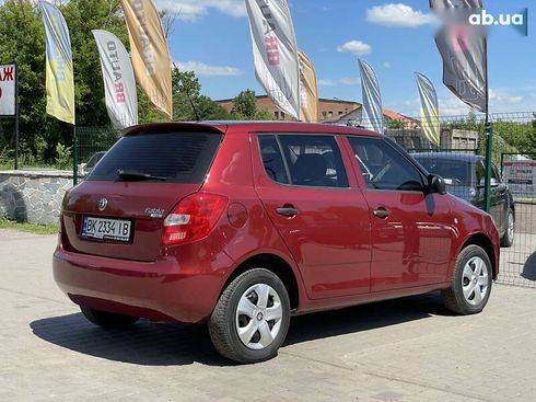 Skoda Fabia 2008 - фото 13