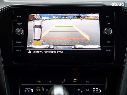 Volkswagen Passat 2022 - фото 16