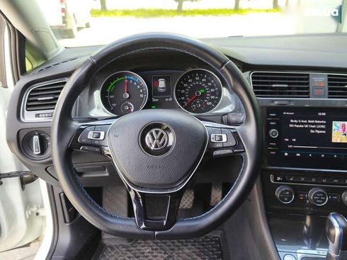 Volkswagen e-Golf 2019 - фото 15