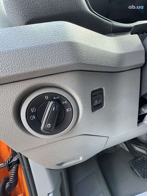Volkswagen Crafter 2021 - фото 18