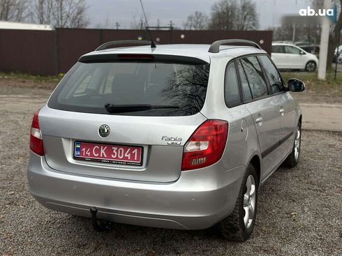 Skoda Fabia 2008 - фото 15