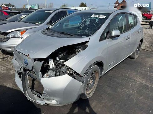 Nissan Leaf 2013 - фото 6