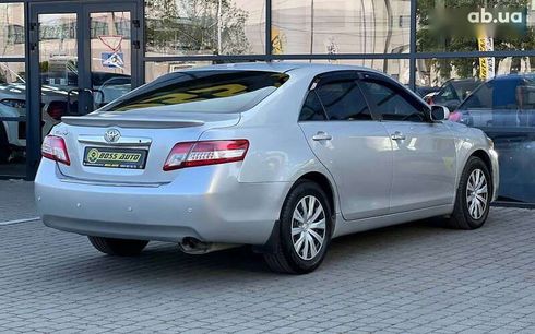 Toyota Camry 2011 - фото 6